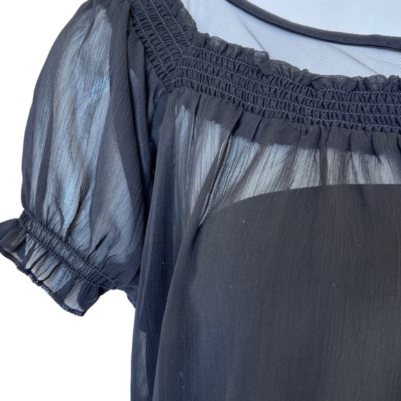 Express Black Peasant Blouson Top Completely Sheer Size Medium NWT - Picture 4 of 6